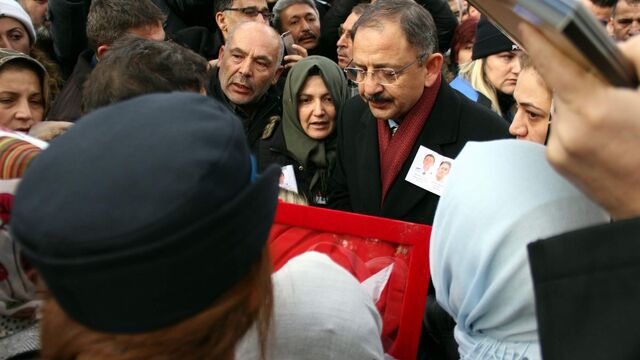 Bakan Özhaseki: İnşallah ben de şehit olurum