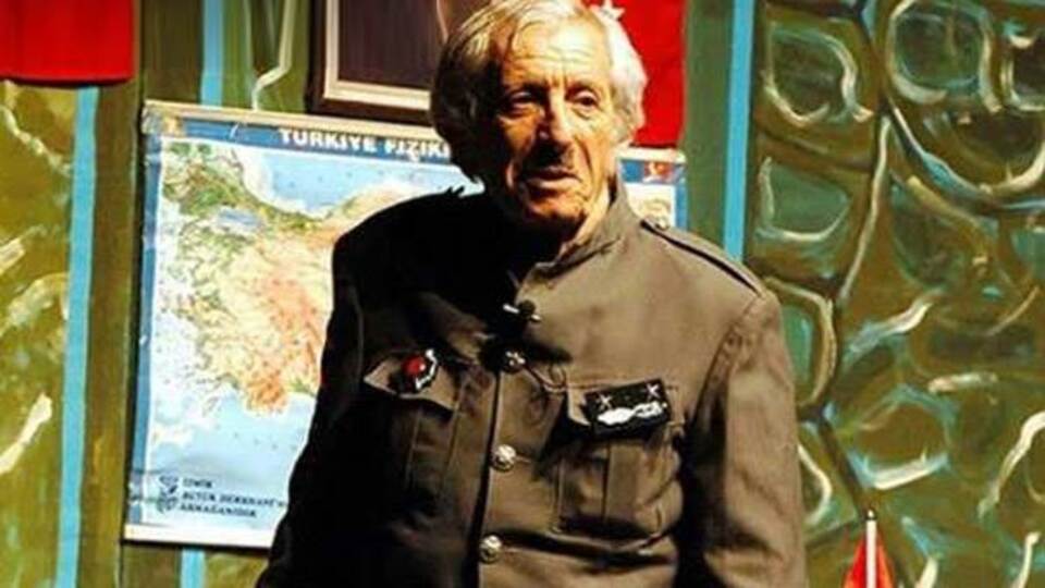 Nejat Uygur'un anlatımıyla polis olmak!