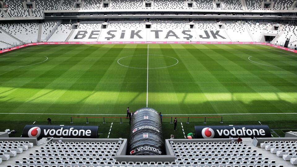 Beşiktaş, Akaretler'den taşınıyor!
