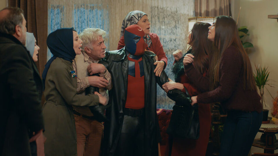 ''Ben Zehra'nın sevgilisi kertenkeleyim!''