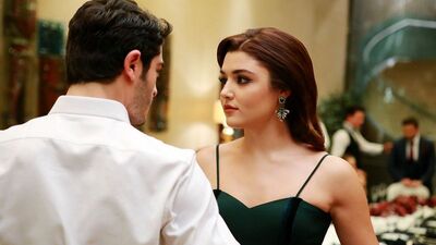 Hayat ve Murat aşka yelken açıyor!