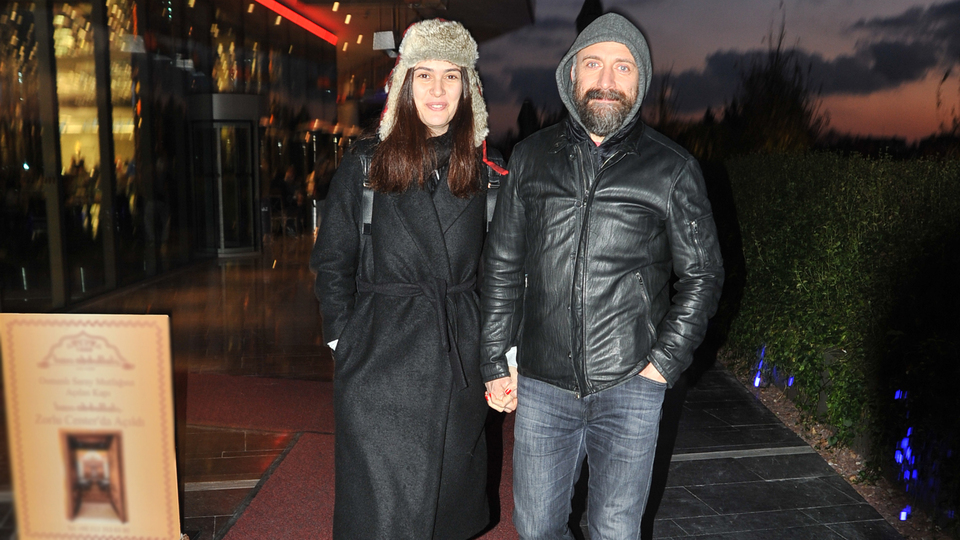 Karı koca baş başa