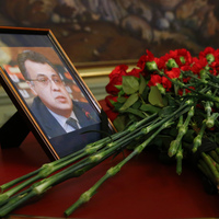 Karlov, devlet töreniyle uğurlandı