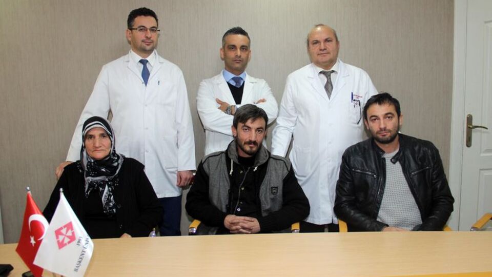 Karın ağrısıyla gitti karaciğer nakli oldu!