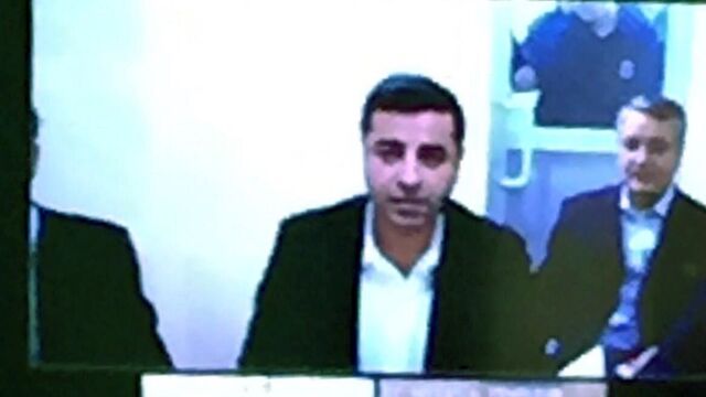 Demirtaş'ın hakaretten yargılanmasına başlandı