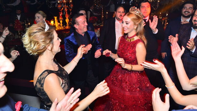 Ali Ağaoğlu kızını evlendiriyor