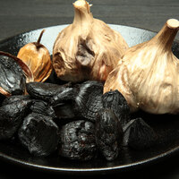 Sarımsağı böyle yerseniz... Öyle faydaları var ki...