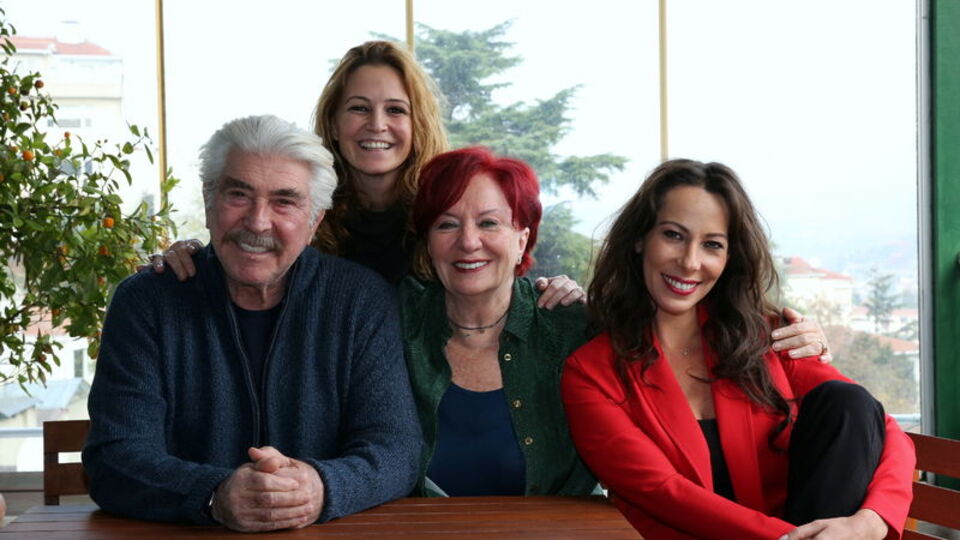 Özyağcılar: 'Bizi sanat kurtarır'