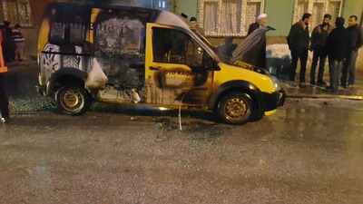 Seyir halindeyken alev aldı