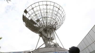 TÜRKSAT'a 5 dakikada 4 bomba