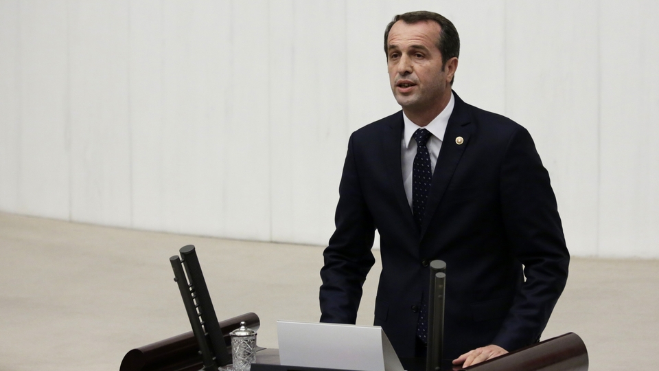 MHP'li vekilden istifa açıklaması