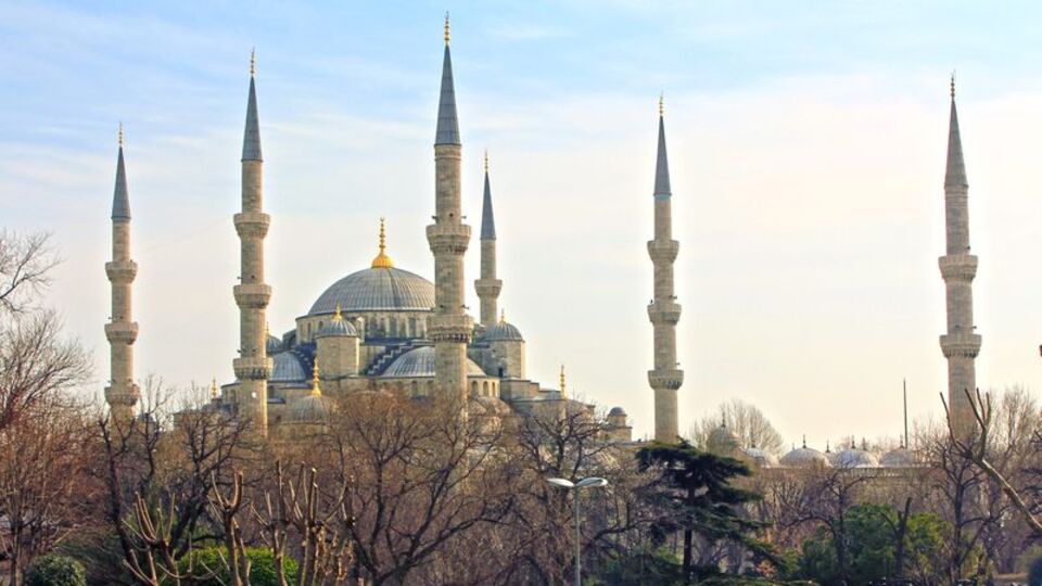 Cuma namazı saat kaçta?
