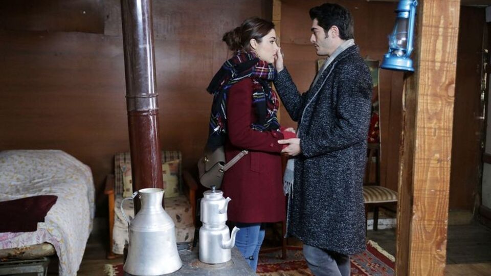 Dağ evinde aşk savaşı!