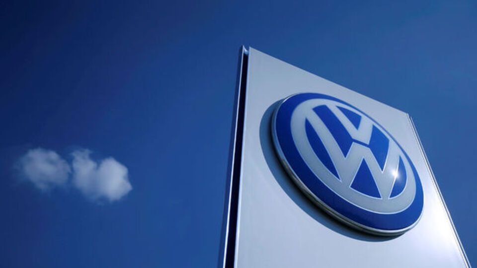 FBI, Volkswagen'ın yöneticisini tutukladı!