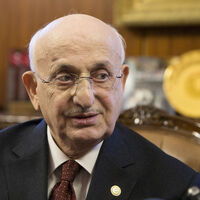 Yoğun bakıma alınan İsmail Kahraman kimdir?