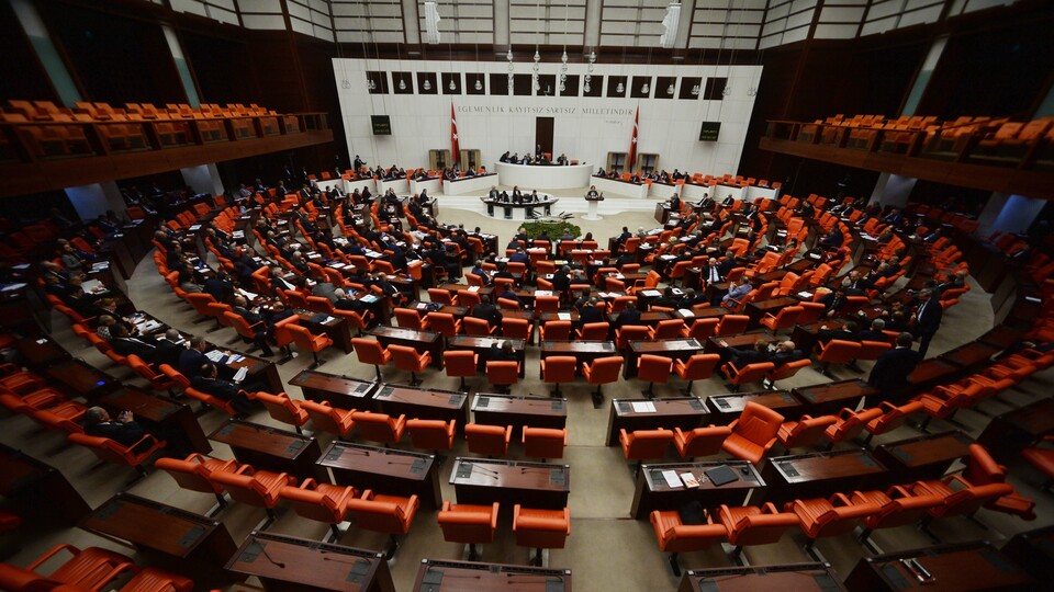 Yarım milyon Meclis'e geldi!