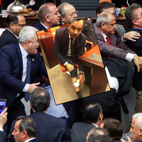 Ak Partili vekili kim ısırdı?