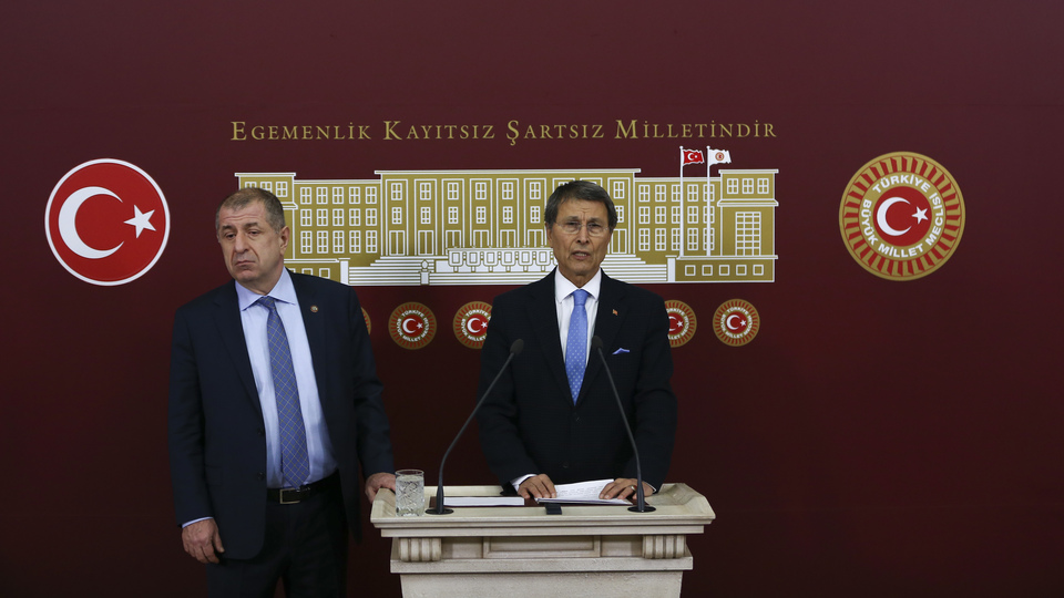 "Kasım ayında Türkiye'yi bir seçim bekliyor"