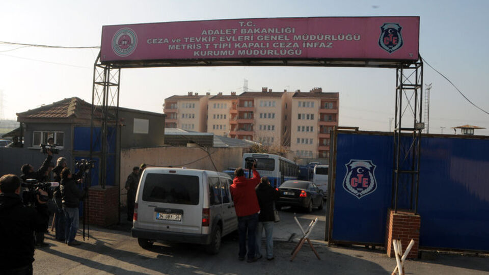 Metris Cezaevi'nden akılalmaz firar!