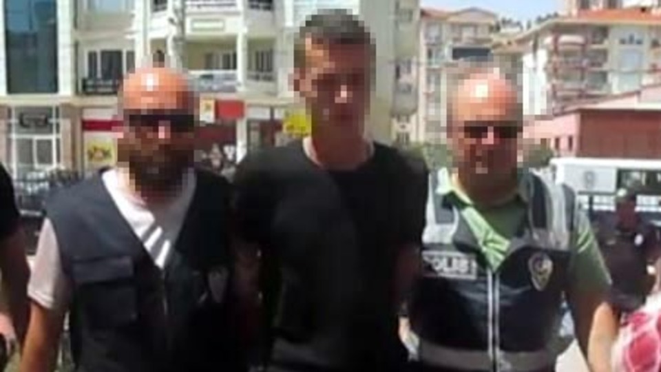 Eski eşini öldürdü, mahkemeden indirim istedi!