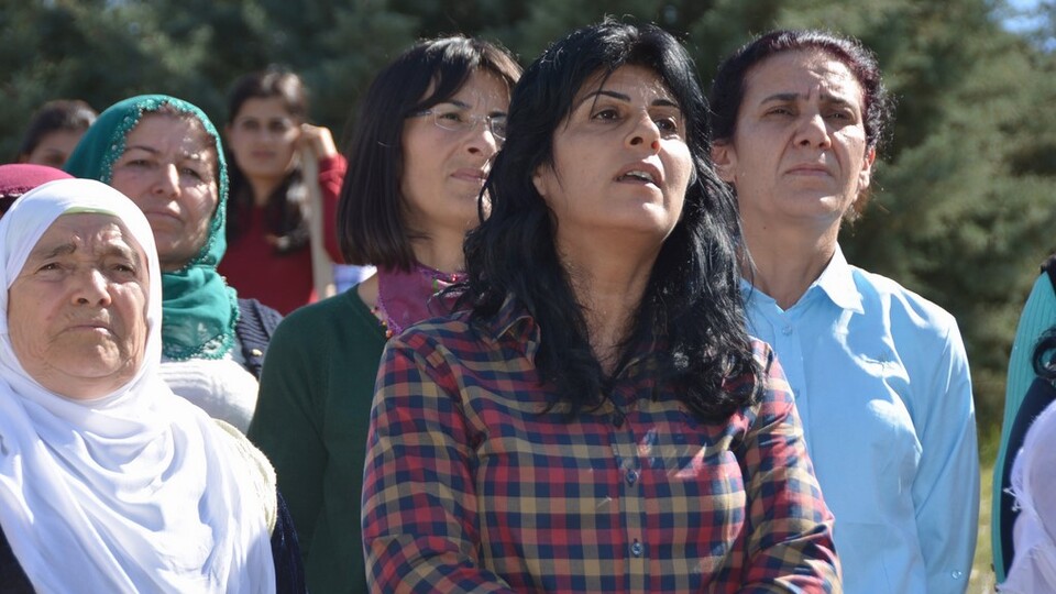 DBP'li eski belediye başkanı Sara Kaya gözaltında