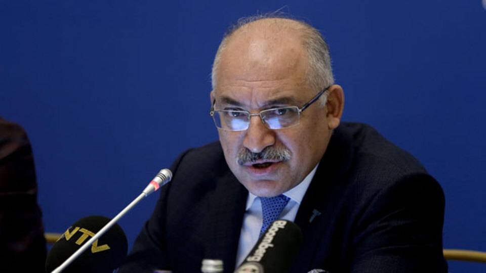 "2017'de dünya açısından tek risk; Trump"