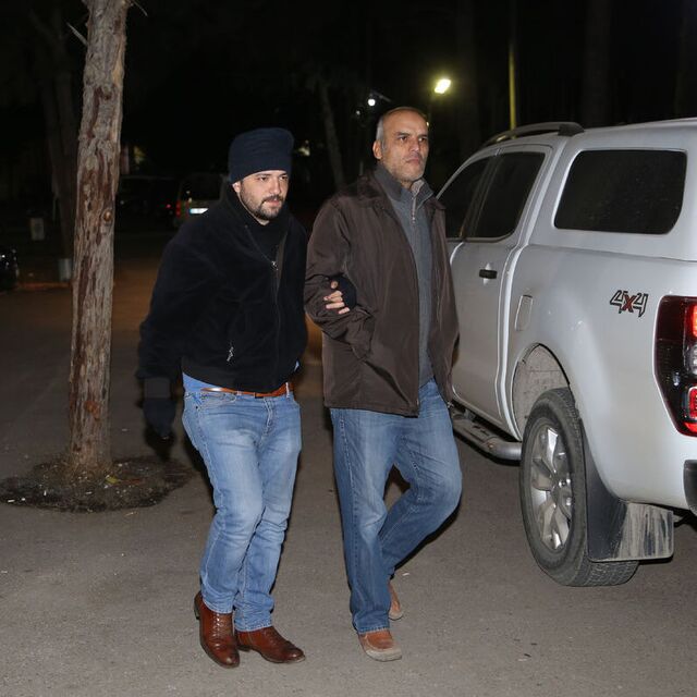 Adana merkezli 5 ilde FETÖ operasyonu! Çok sayıda gözaltı var...