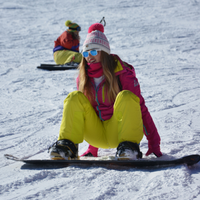 Okullar kapanınca oraya akın ettiler!