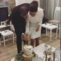 Ünlü çift nişanlandı