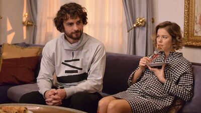 Melek kapana kısılıyor!