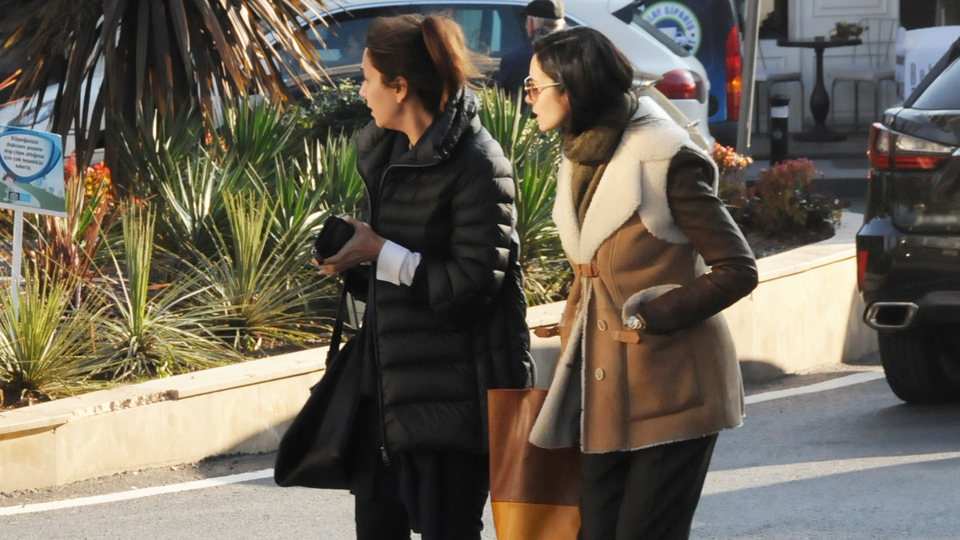 Arkadaşıyla Bebek turu attı