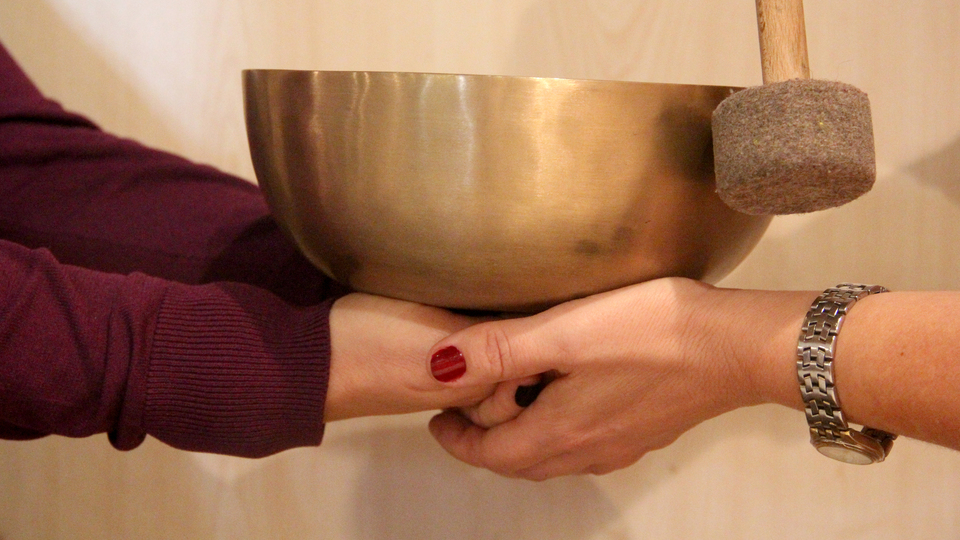 5 bin yıldır kullanılan ses masajı bakın ne işe yarıyor...