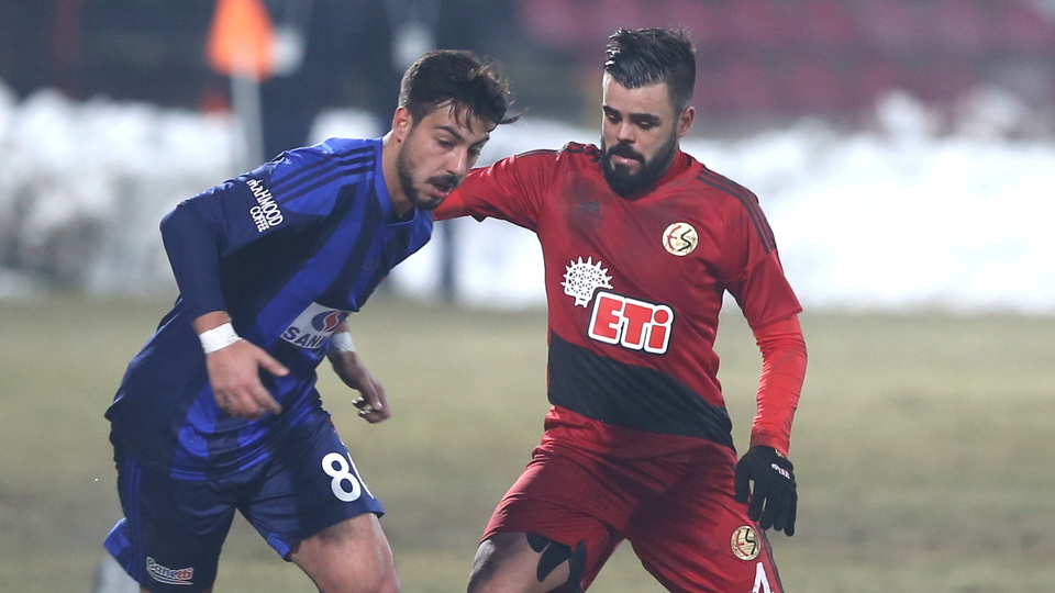 Altınordu, Okan Derici ile anlaştı