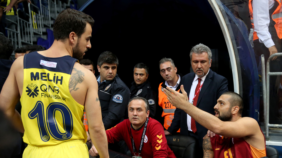 G.Saray'dan Melih Mahmutoğlu'na tepki!