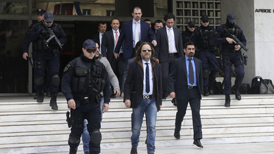 Yunanistan'dan firari darbecilerle ilgili şok karar!