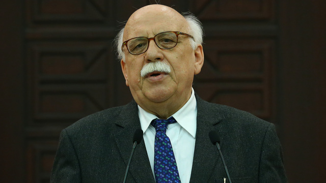 "Onlar tahminler yaparlar, milletler onları şaşırtabilir"