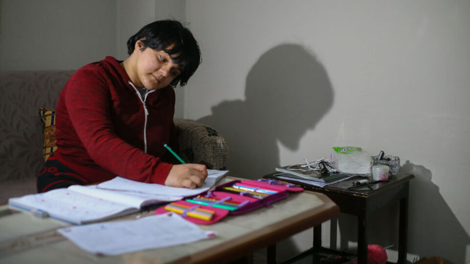 Annesinin son isteğini yerine getirdi!