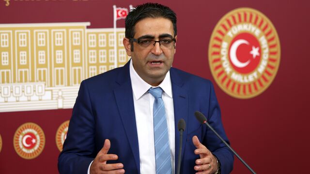 HDP'li İdris Baluken tahliye edildi