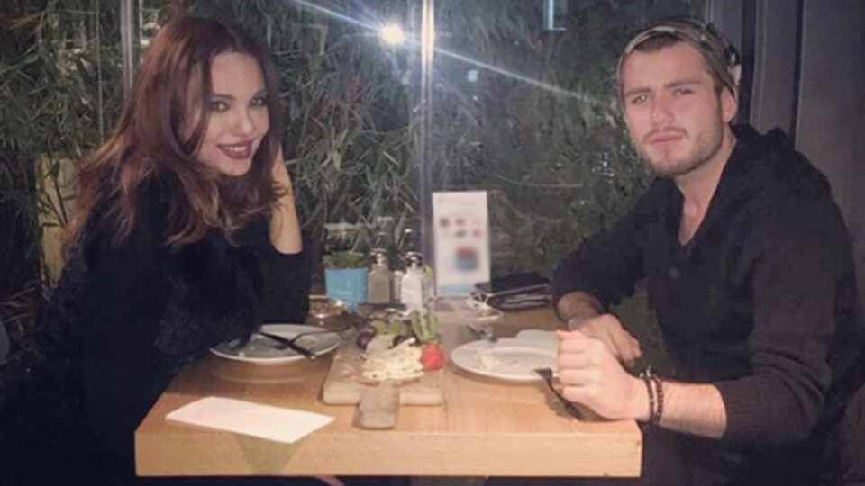 Ünlü şarkıcıdan kafa karıştıran paylaşım