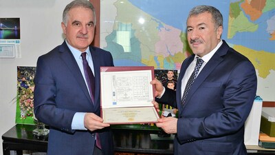 İstanbul Emniyet Müdürü "doktor" oldu