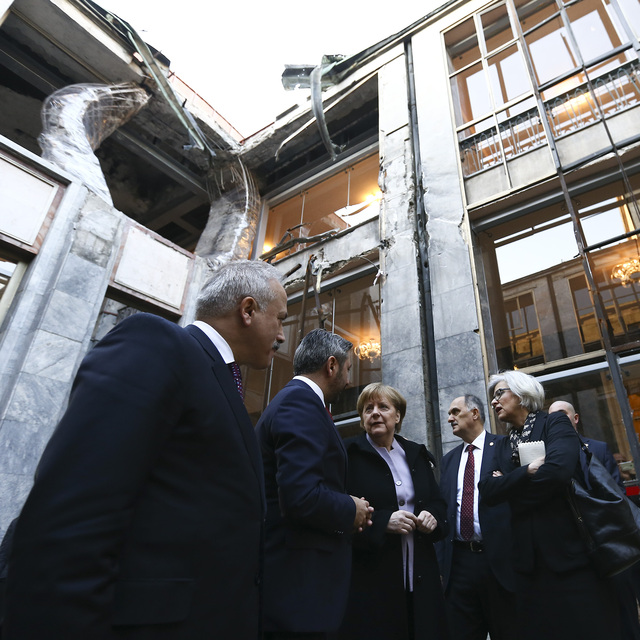 Merkel'den TBMM'ye ziyaret