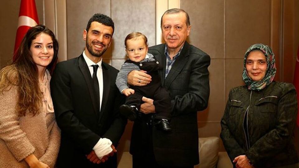 Cumhurbaşkanı Erdoğan, Sofuoğlu'nu ve ailesini kabul etti