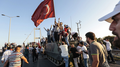 FETÖ elebaşı 'Darbe kansız ve güzel olacak' demiş!