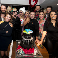 Yeni yaşına sanatçı dostlarıyla girdi