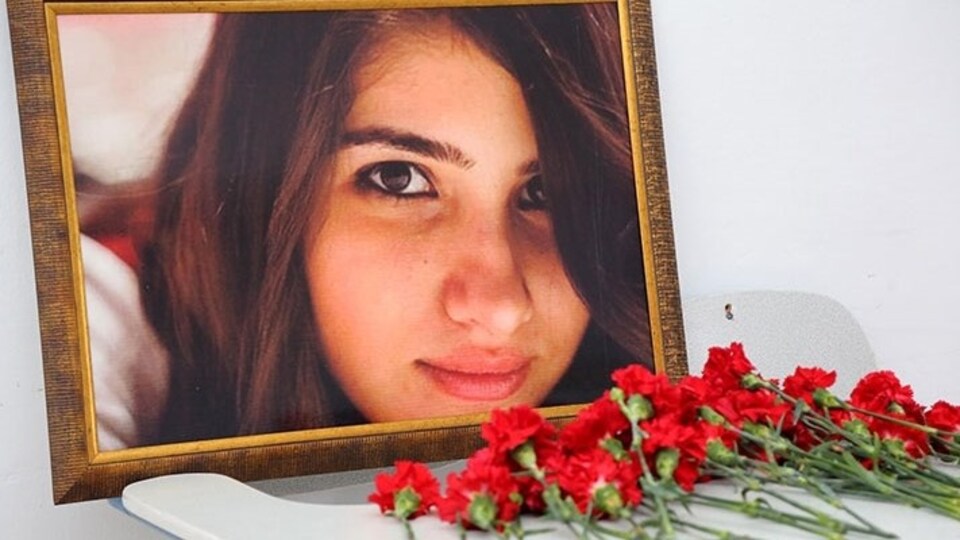 Özgecan Aslan, ölümünün ikinci yılında mezarı başında anıldı