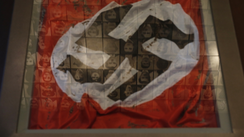 Tenis maçında Alman marşı yerine Nazi marşı çaldılar!