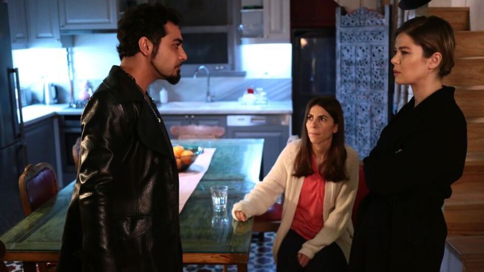 Melek, Cem'in geri döndüğünü söylüyor!