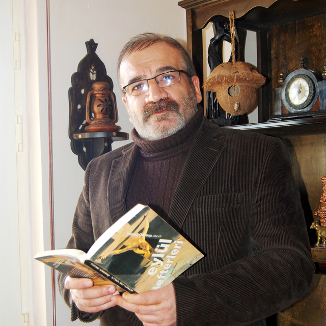 Şair- yazar Yılmaz Odabaşı beraat etti