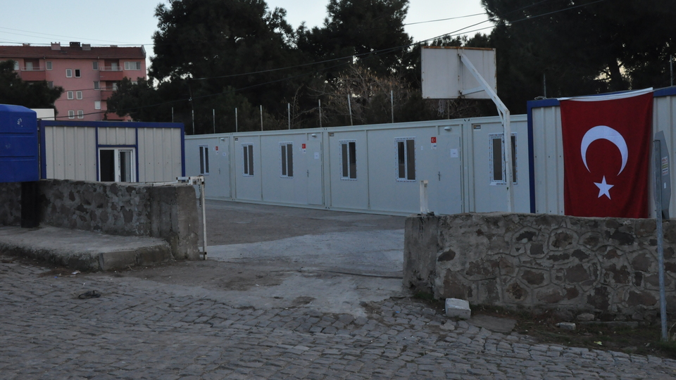 Deprem bölgesine konteyner okul kuruluyor