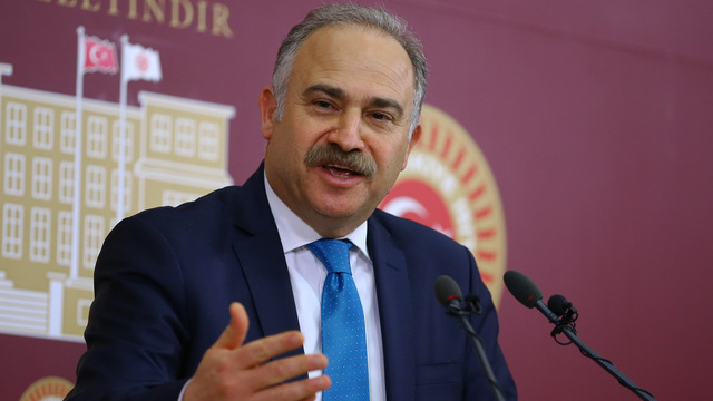 "Güler yüzlü bir referandum yapalım"